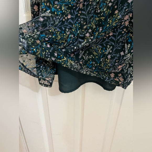 LOFT Green Smocked Floral Long Sleeve Mini Dress - Picture 4 of 9